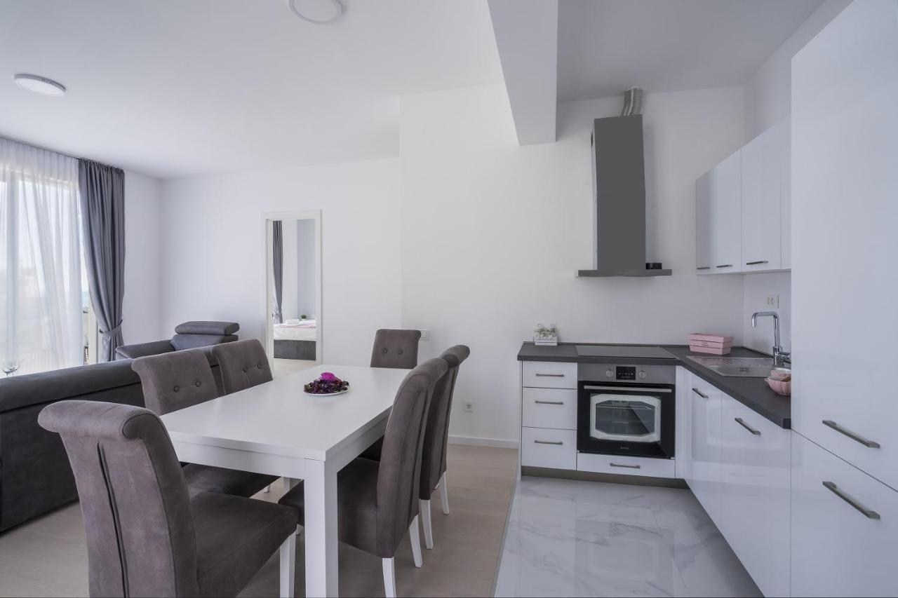 Montesun Apartments Becici Boreti 外观 照片