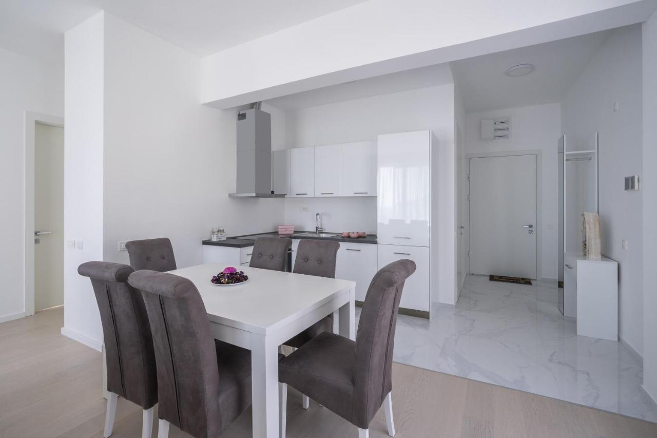 Montesun Apartments Becici Boreti 外观 照片