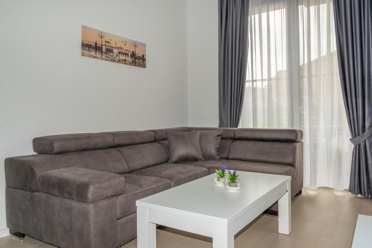 Montesun Apartments Becici Boreti 外观 照片